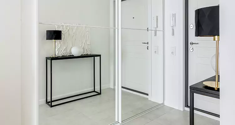 Mirrored Bifold Closet Doors Repair in Cape Coral, FL