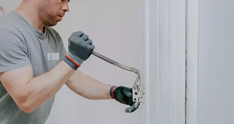 Cracked Door Jamb Repair in Cape Coral, FL