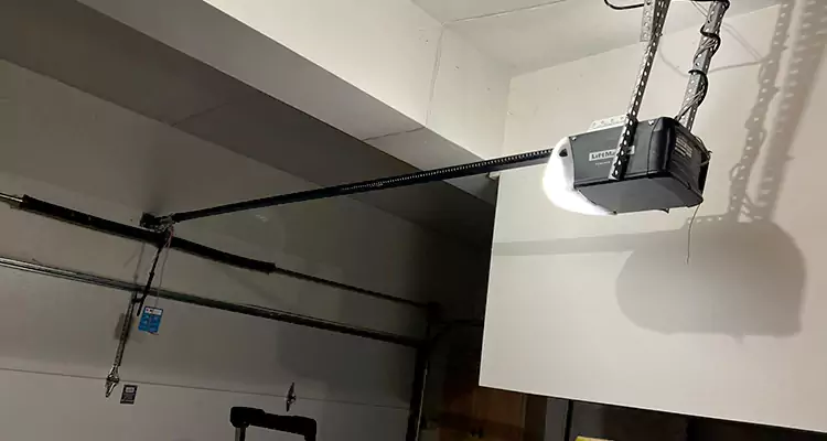 Linear Garage Door Opener Repair in Cape Coral, FL