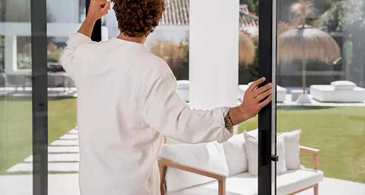 Sliding Screen Door Maintenance for Closing Issues in Cape Coral, FL